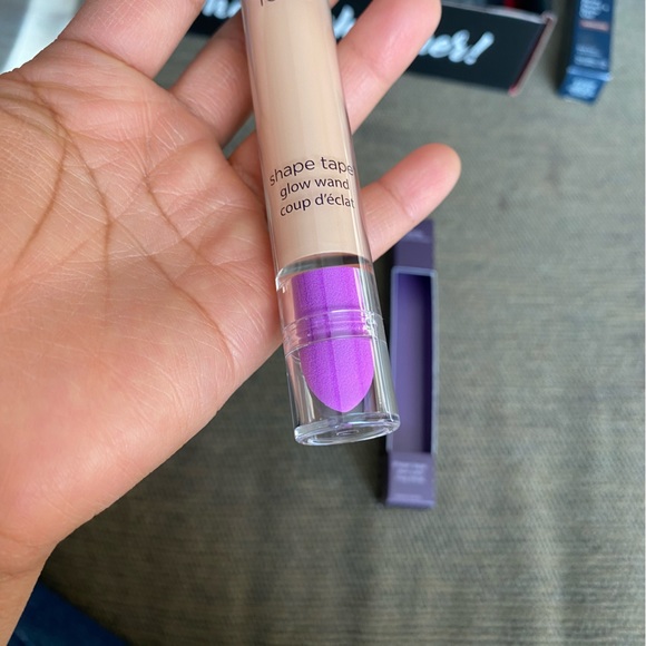 NIB Tarte shape tape glow wand sheer liquid brightener Alight - Picture 4 of 9